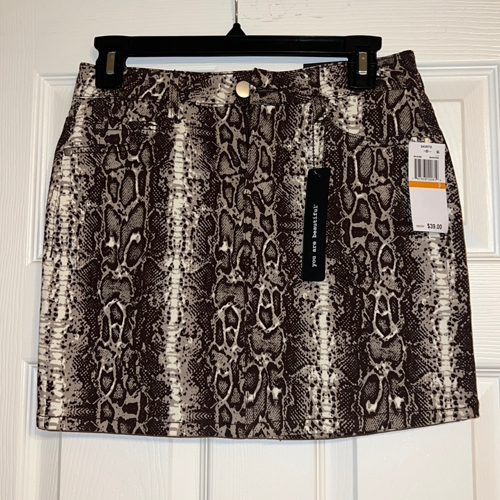 Mini skirt from Dollhouse. Size 3 NWT